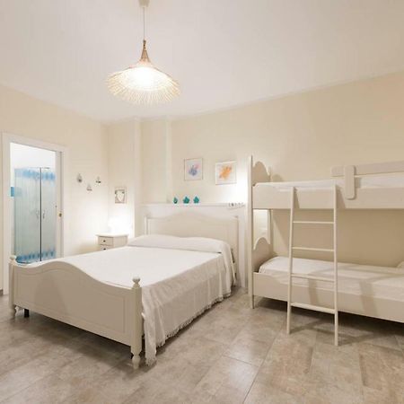 Casa Vacanze Poseidone Lido Conchiglia Extérieur photo